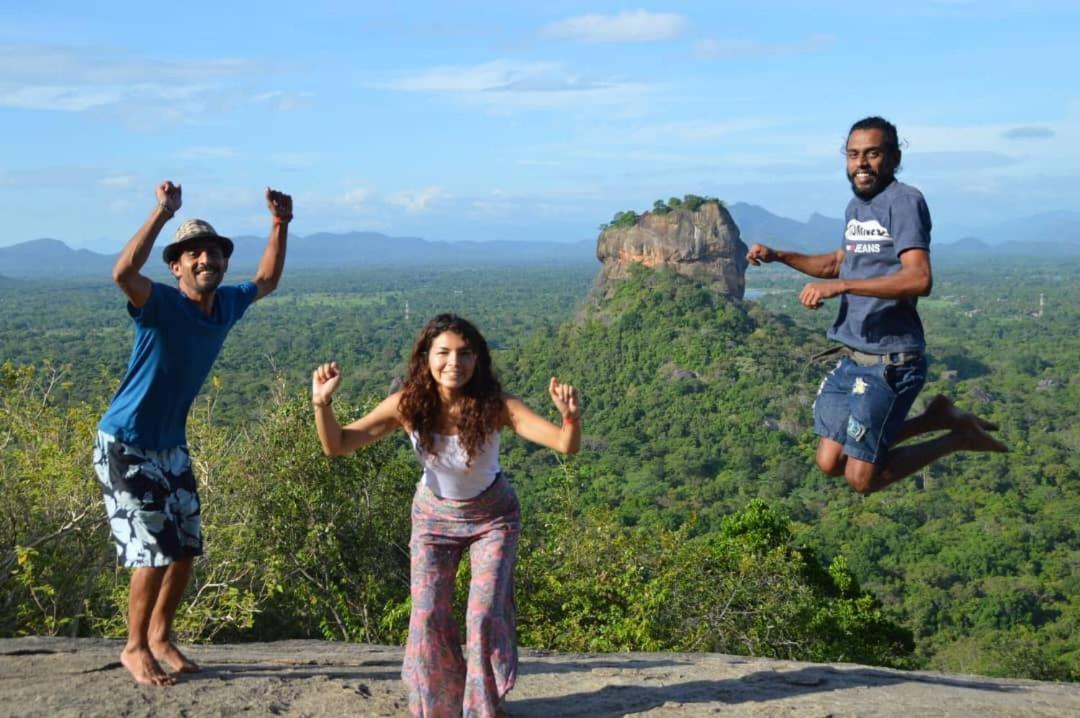 Sigiriya Rastha Hostel Exterior foto