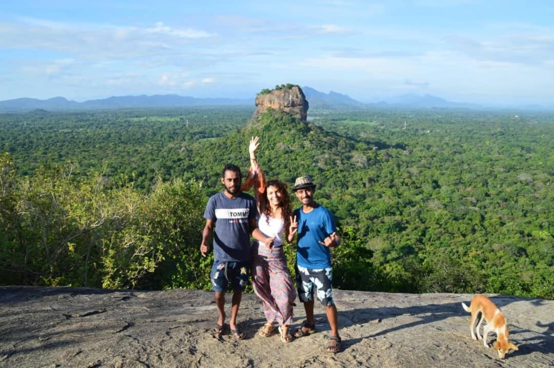 Sigiriya Rastha Hostel Exterior foto